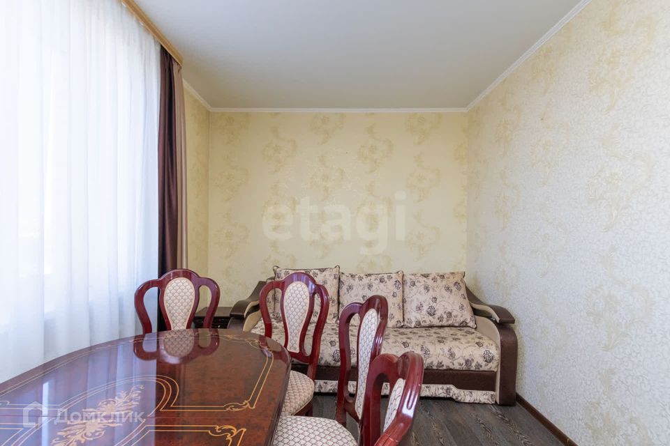 Продаётся 2-комнатная квартира, 55 м²