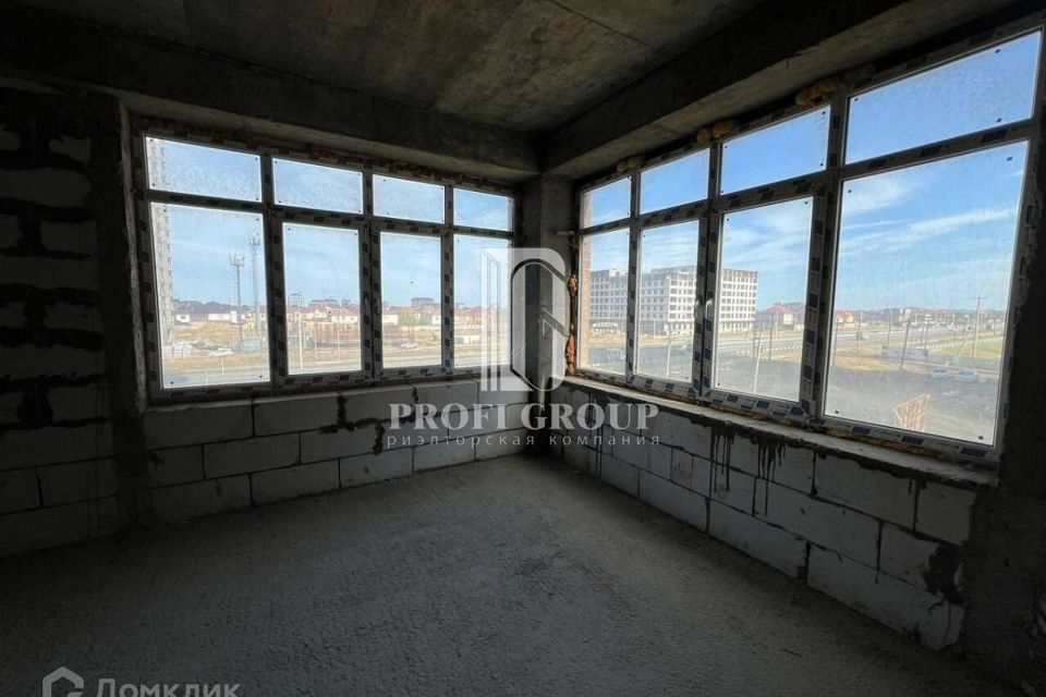 Продаётся 3-комнатная квартира, 106 м²