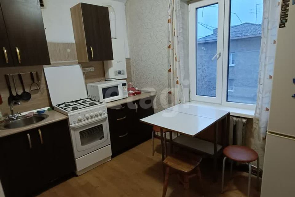 Продаётся 3-комнатная квартира, 59.2 м²