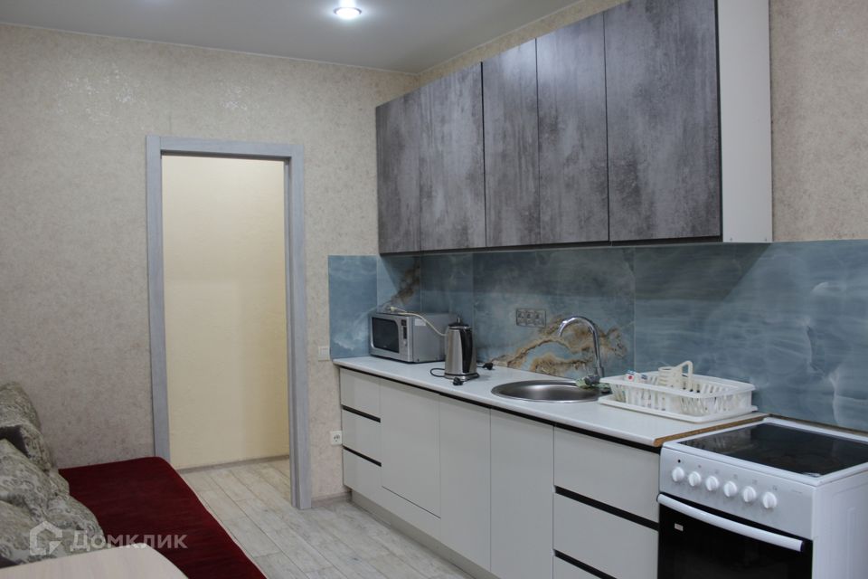 Продаётся 1-комнатная квартира, 54.4 м²