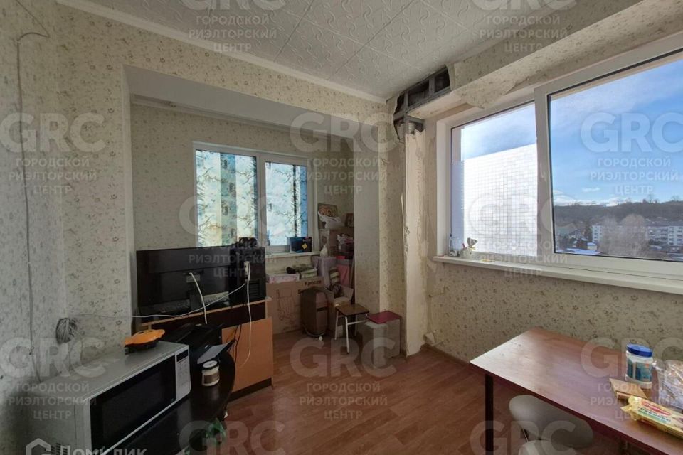 Продаётся 2-комнатная квартира, 76.1 м²