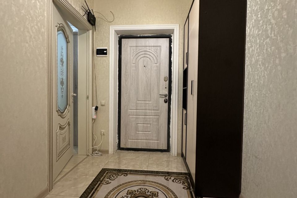 Продаётся 1-комнатная квартира, 58 м²