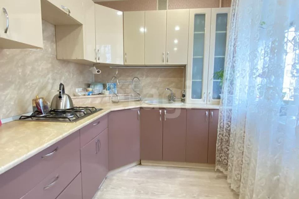 Продаётся 3-комнатная квартира, 63 м²