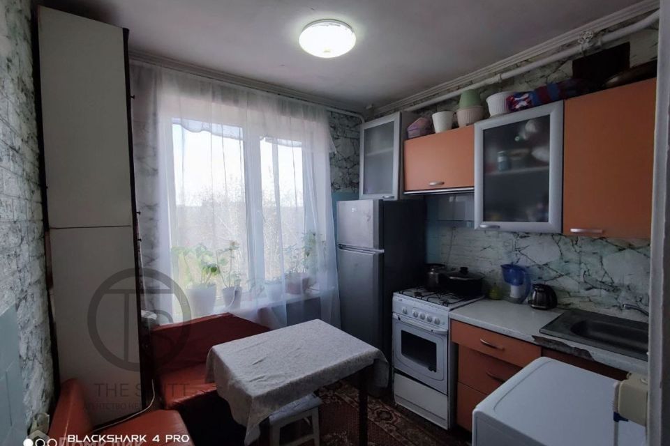Продаётся 3-комнатная квартира, 48.9 м²