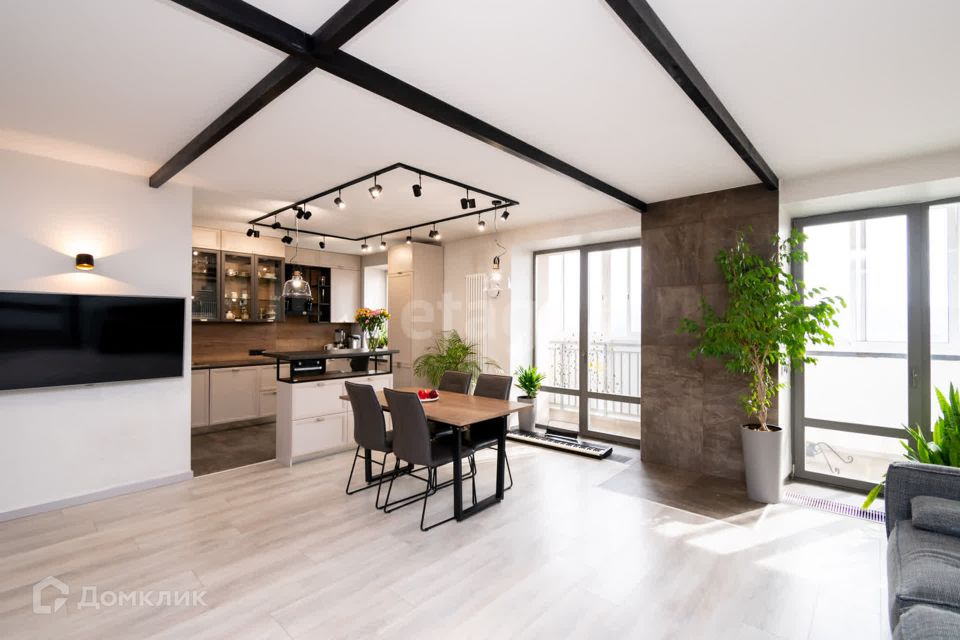 Продаётся 5-комнатная квартира, 130.9 м²