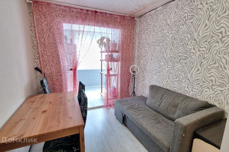 Продаётся комната в 14-комн. квартире, 21.8 м²