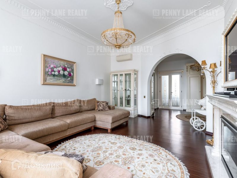 Сдаётся 3-комнатная квартира, 129 м²