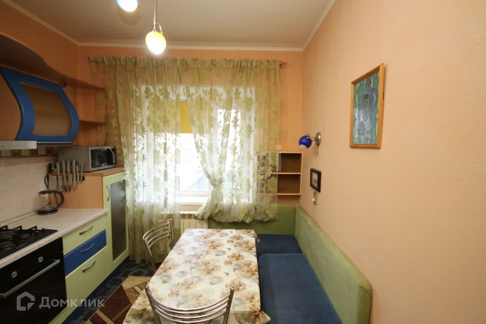Продаётся 3-комнатная квартира, 67.9 м²