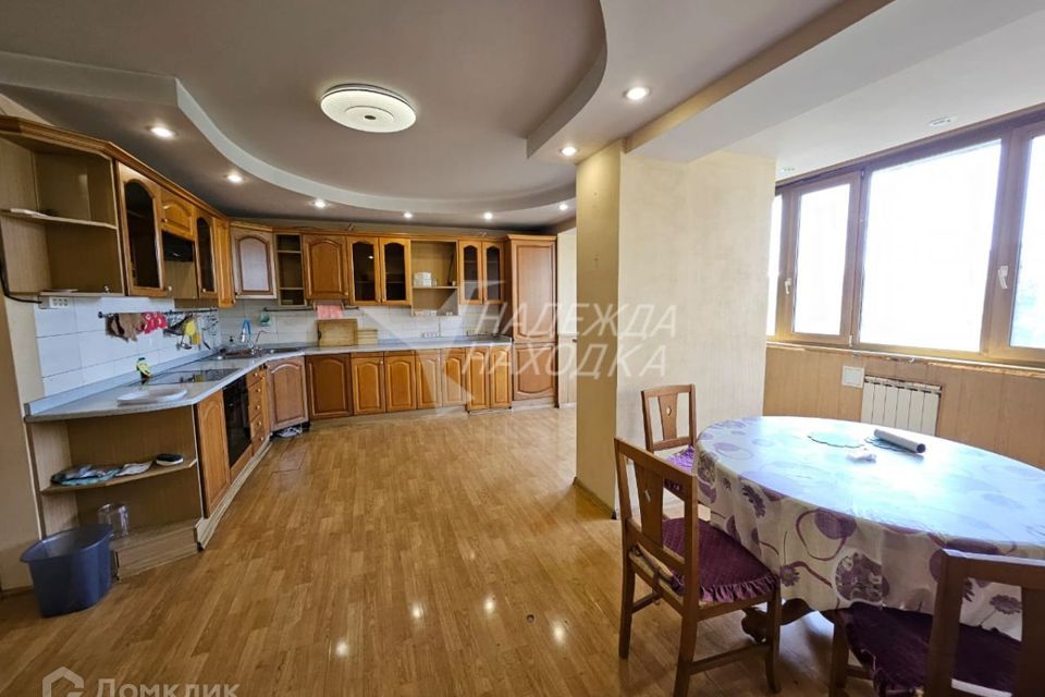 Сдаётся 3-комнатная квартира, 102.2 м²