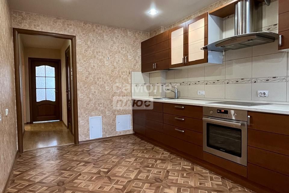 Продаётся 2-комнатная квартира, 75.5 м²