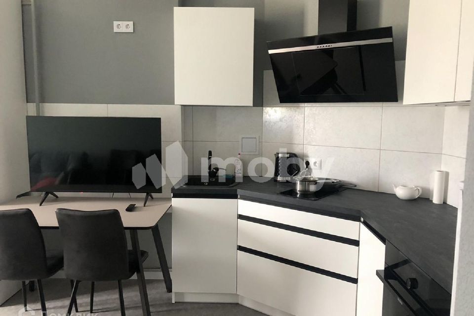 Продаётся 1-комнатная квартира, 40.8 м²