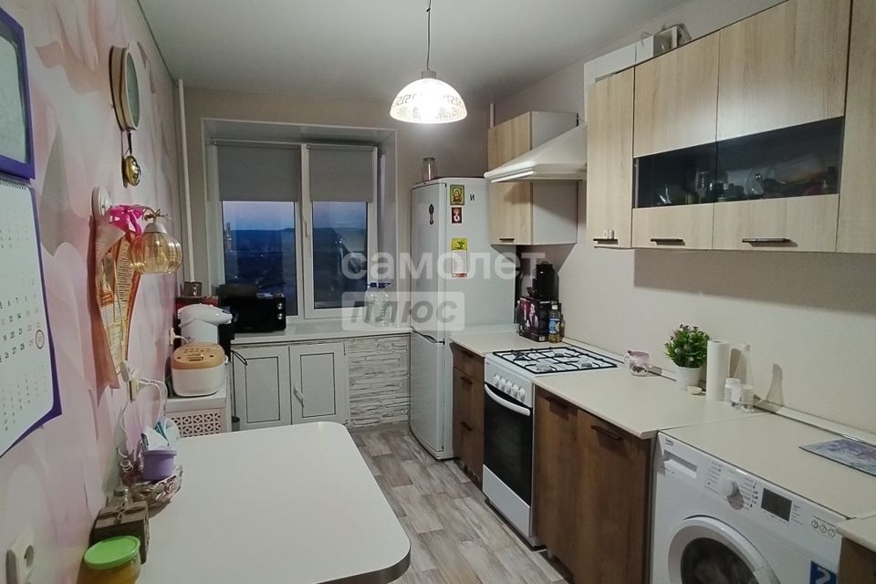 Продаётся 3-комнатная квартира, 61.8 м²