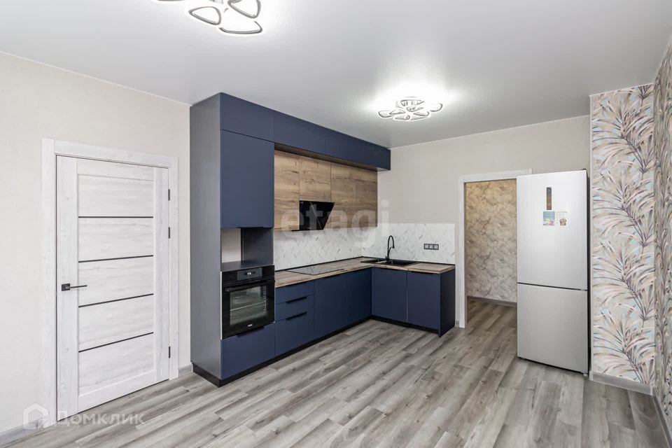 Продаётся 2-комнатная квартира, 72.4 м²