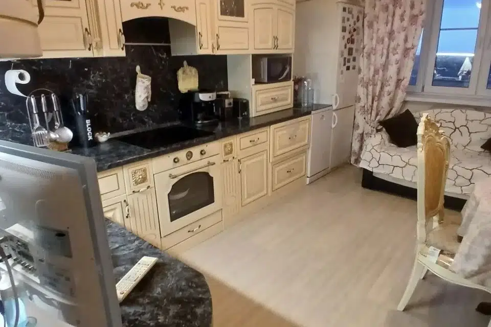 Продаётся 3-комнатная квартира, 97.3 м²