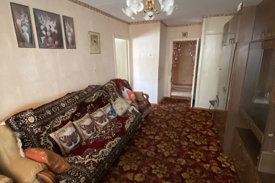 Продаётся 3-комнатная квартира, 50.8 м²