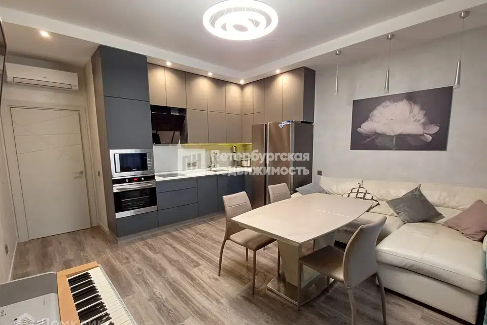 Продаётся 3-комнатная квартира, 83 м²