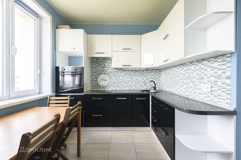 Продаётся 2-комнатная квартира, 61 м²
