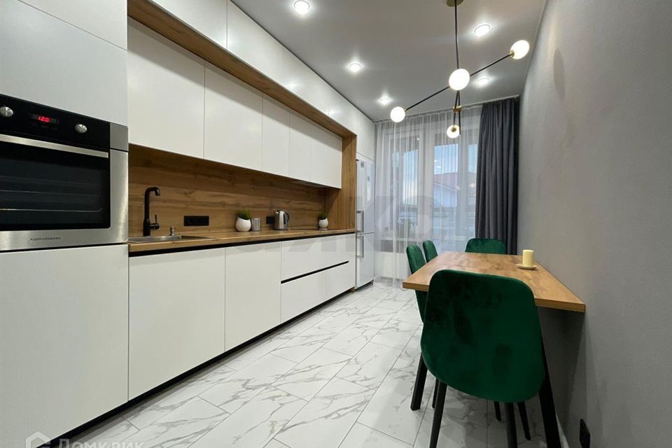 Продаётся 2-комнатная квартира, 69.7 м²