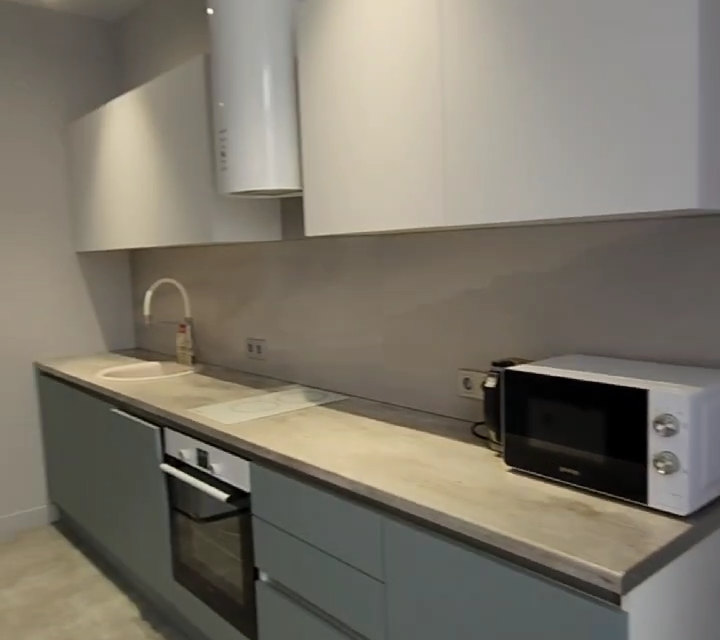 Продаётся 1-комнатная квартира, 43 м²