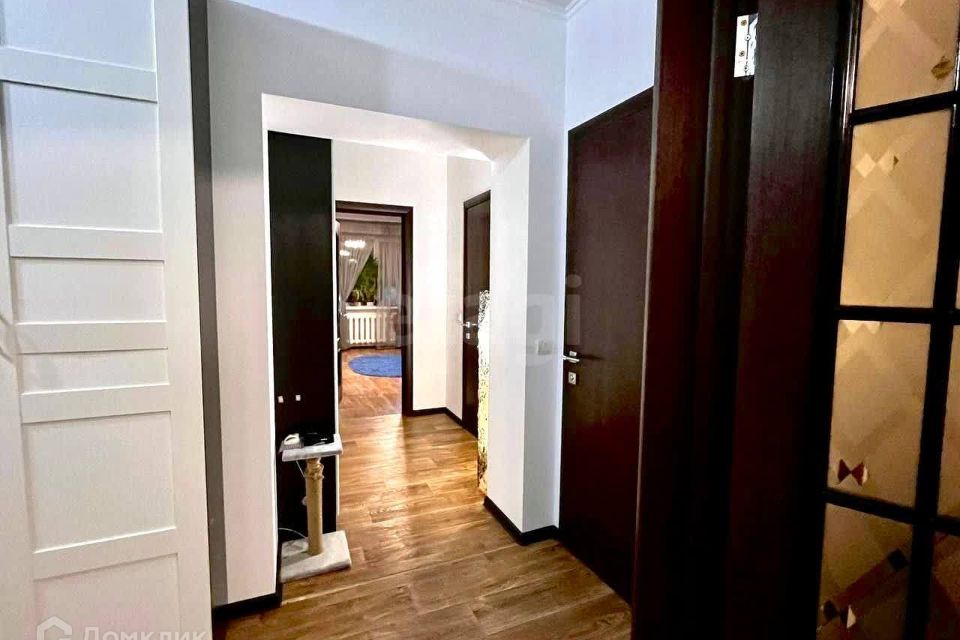 Продаётся 2-комнатная квартира, 72.3 м²