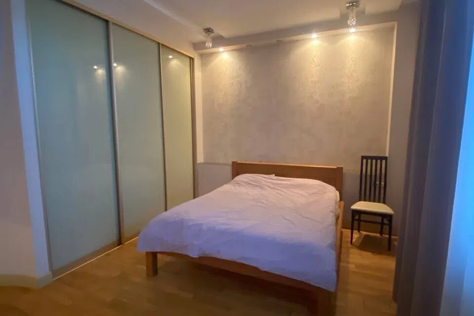 Сдаётся 3-комнатная квартира, 105 м²