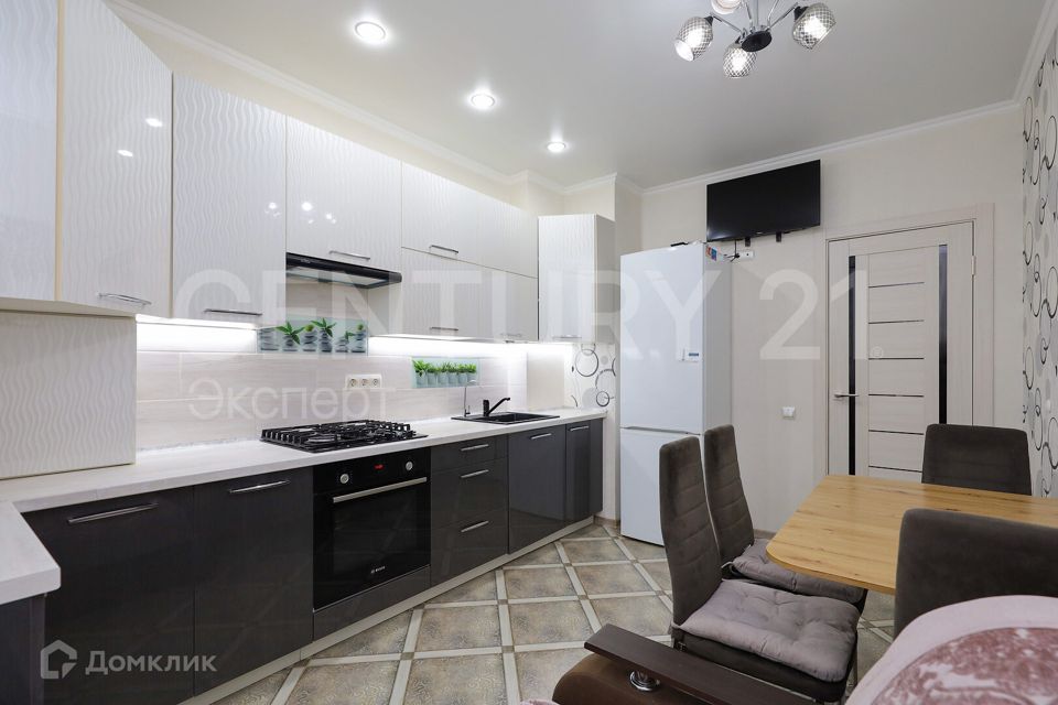 Продаётся 1-комнатная квартира, 40.7 м²