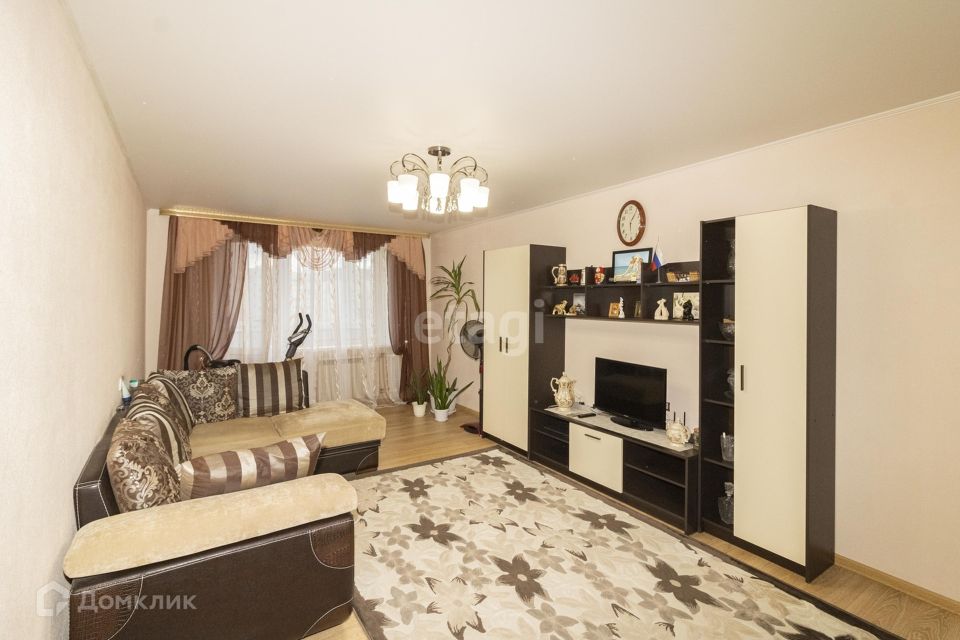 Продаётся 1-комнатная квартира, 45.3 м²