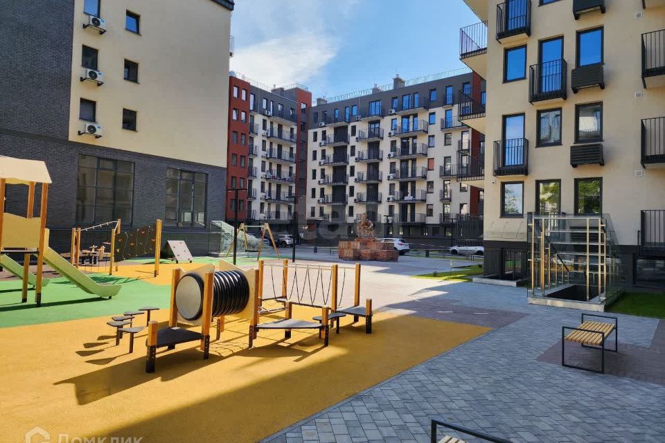 Продаётся 1-комнатная квартира, 52 м²