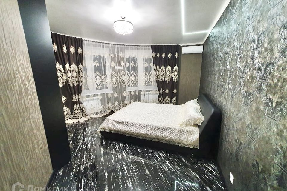 Продаётся 1-комнатная квартира, 58.2 м²