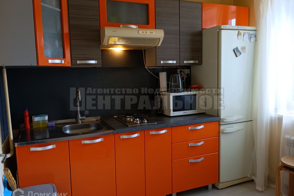 Продаётся 1-комнатная квартира, 38 м²