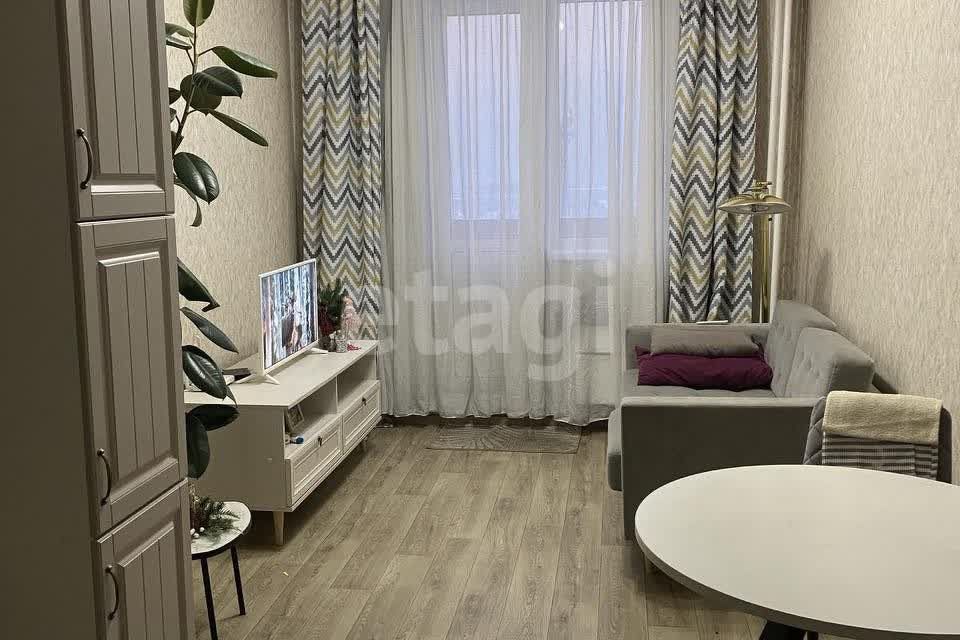 Продаётся 1-комнатная квартира, 41.2 м²