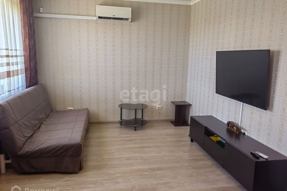 Продаётся 2-комнатная квартира, 41.9 м²