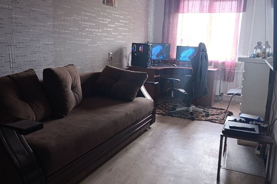 Продаётся 3-комнатная квартира, 57 м²