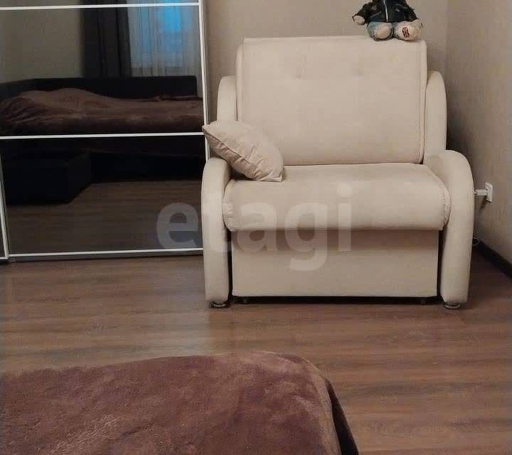 Продаётся 1-комнатная квартира, 30.8 м²