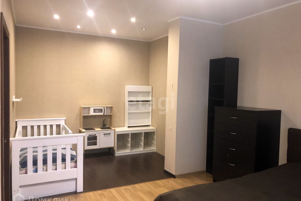 Продаётся 1-комнатная квартира, 44 м²