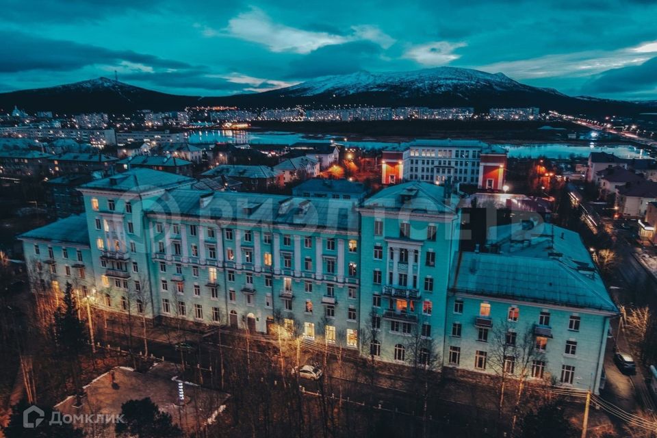 Продаётся 3-комнатная квартира, 71.8 м²
