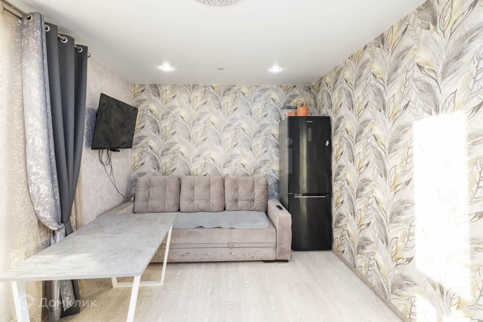 Продаётся 2-комнатная квартира, 61.8 м²