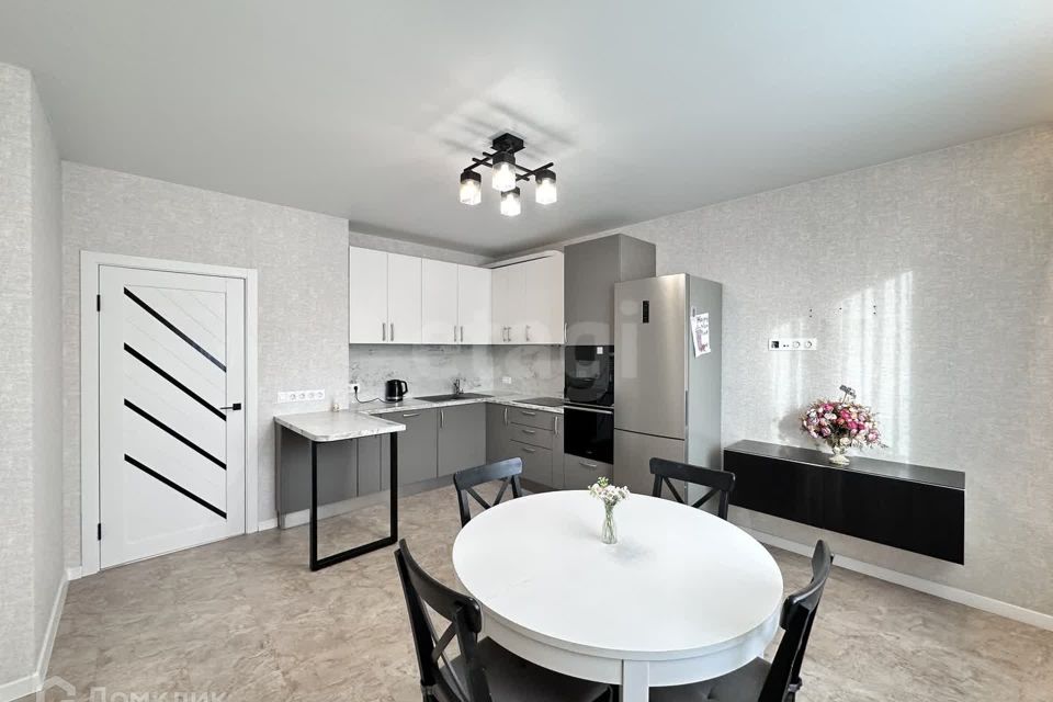 Продаётся 2-комнатная квартира, 66.9 м²