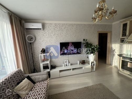 Продаётся 1-комнатная квартира, 38.4 м²