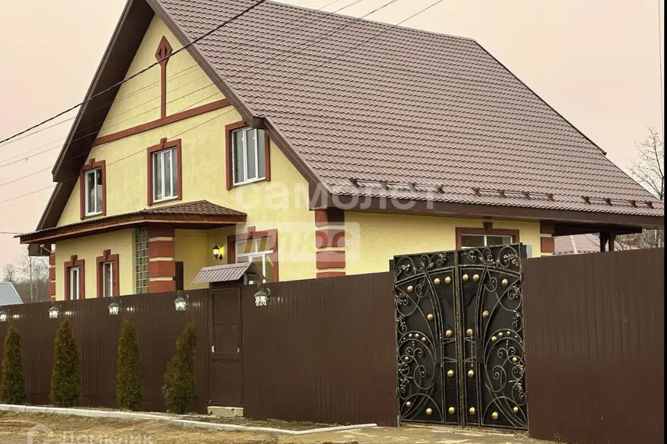 Продаётся 2-этажный дом, 241.3 м²