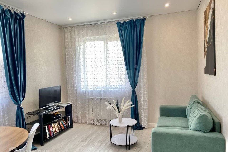 Продаётся 2-комнатная квартира, 60 м²