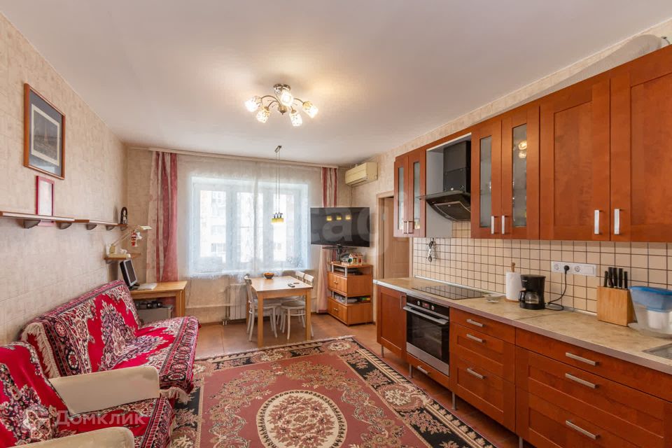 Продаётся 2-комнатная квартира, 61.7 м²