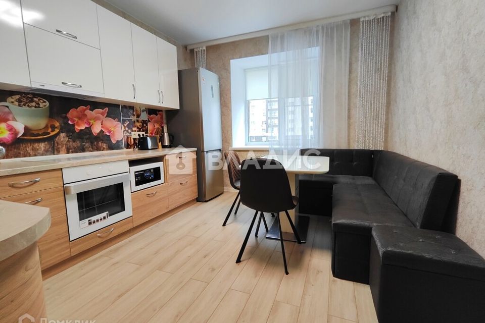 Сдаётся 2-комнатная квартира, 60 м²