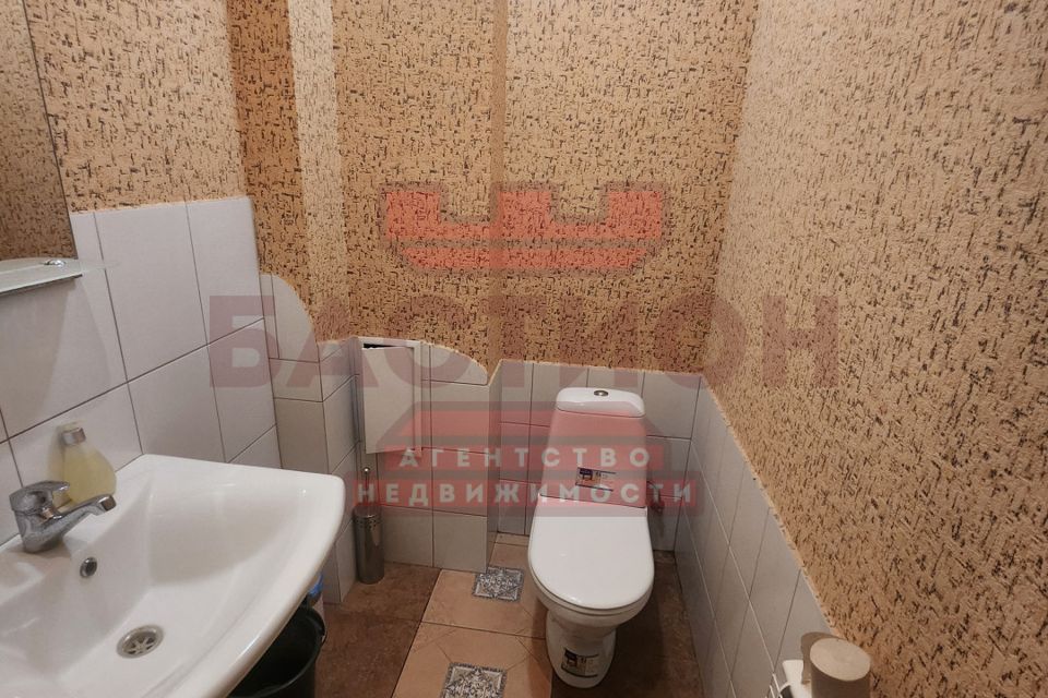 Продаётся 2-комнатная квартира, 89.2 м²