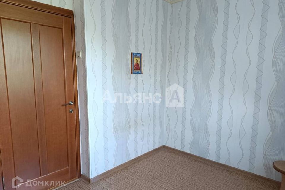 Продаётся 3-комнатная квартира, 54.8 м²