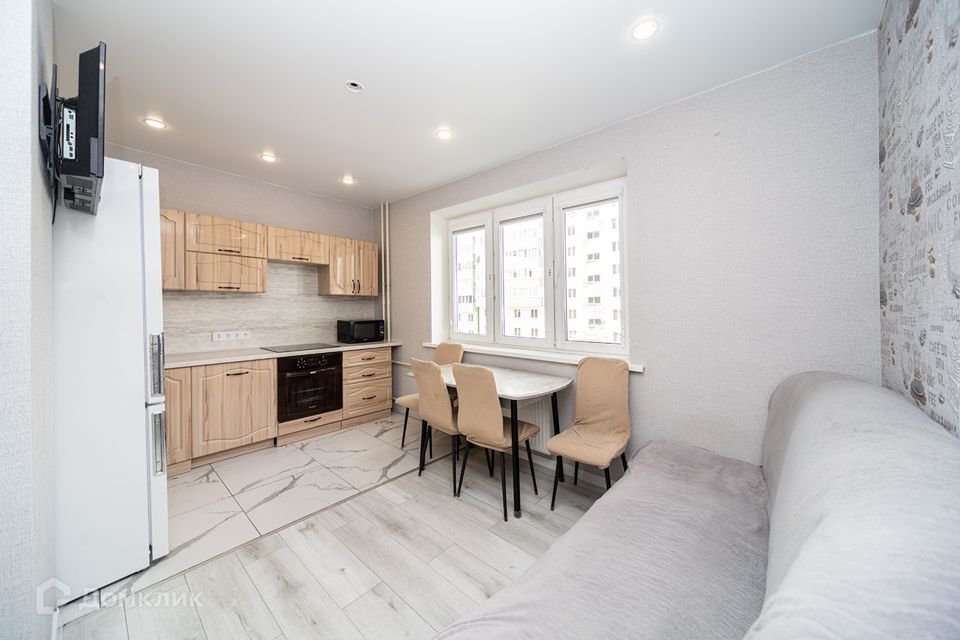 Продаётся 2-комнатная квартира, 57.6 м²