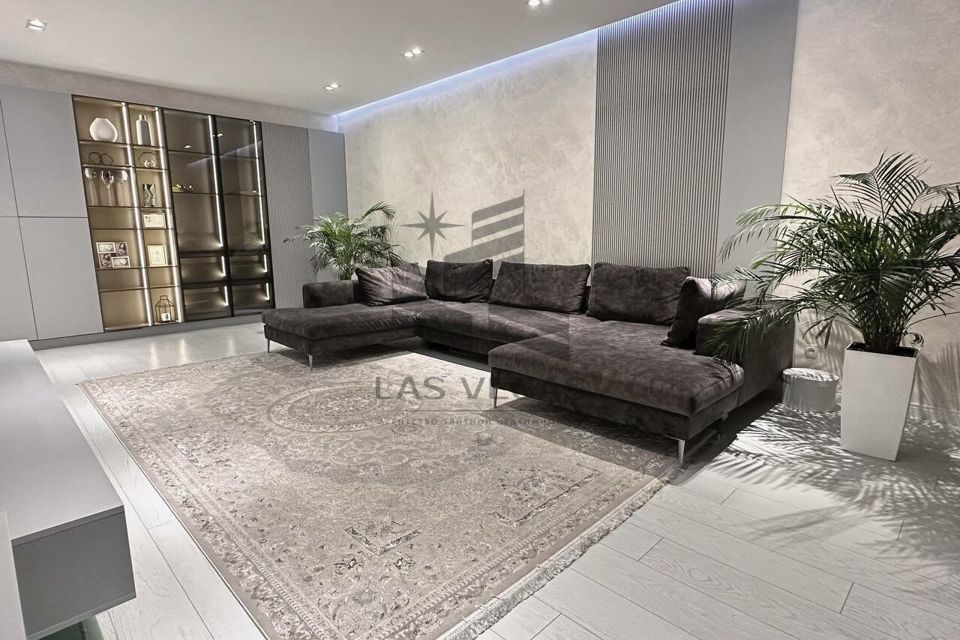Сдаётся 2-комнатная квартира, 68 м²