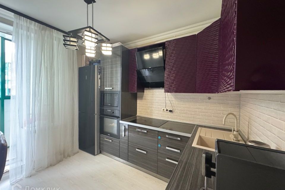 Продаётся 1-комнатная квартира, 41 м²