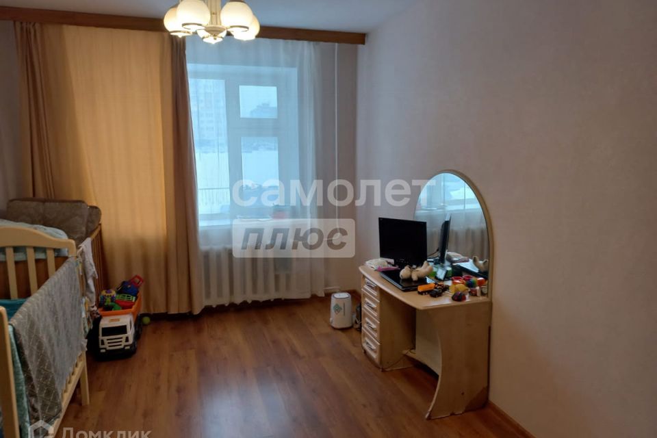 Продаётся 1-комнатная квартира, 41.9 м²