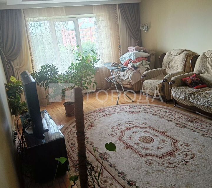 Сдаётся 4-комнатная квартира, 156 м²